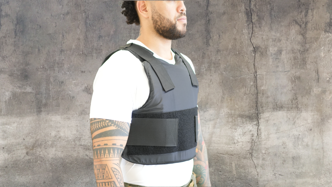 Varanus COVERT Vest, Black, with IIIA Ballistic Panels